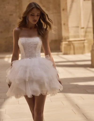 vestido top distinto y transgresor vestido de novia corto
