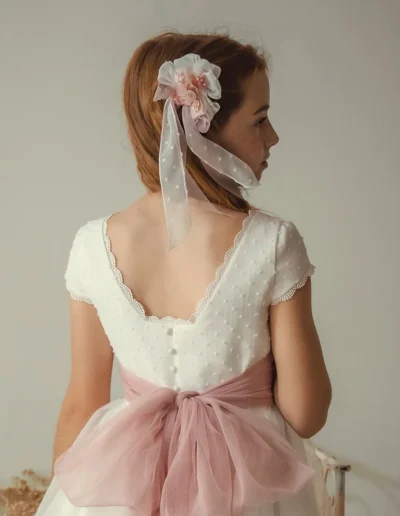 vestido de comunión niña con lazo rosa